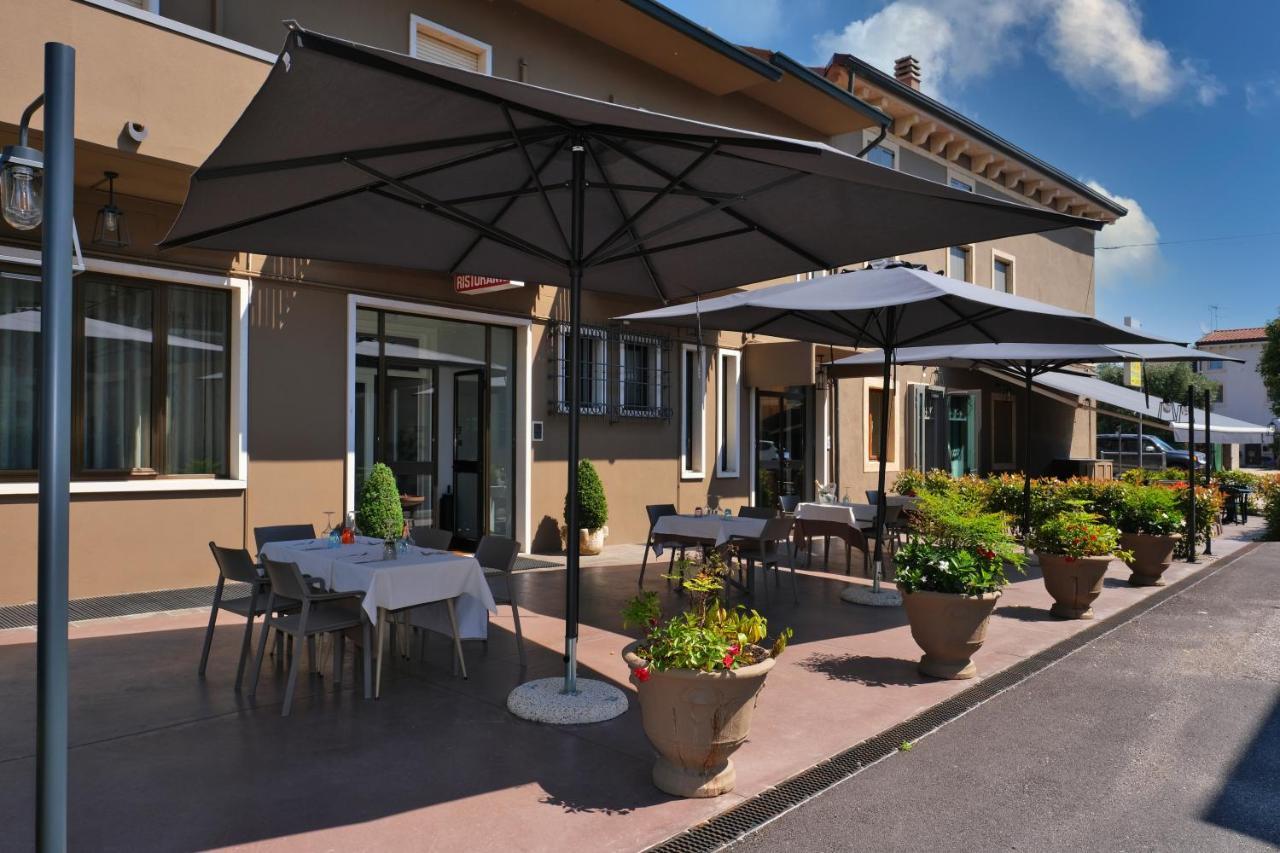 Mimosa Guest house *