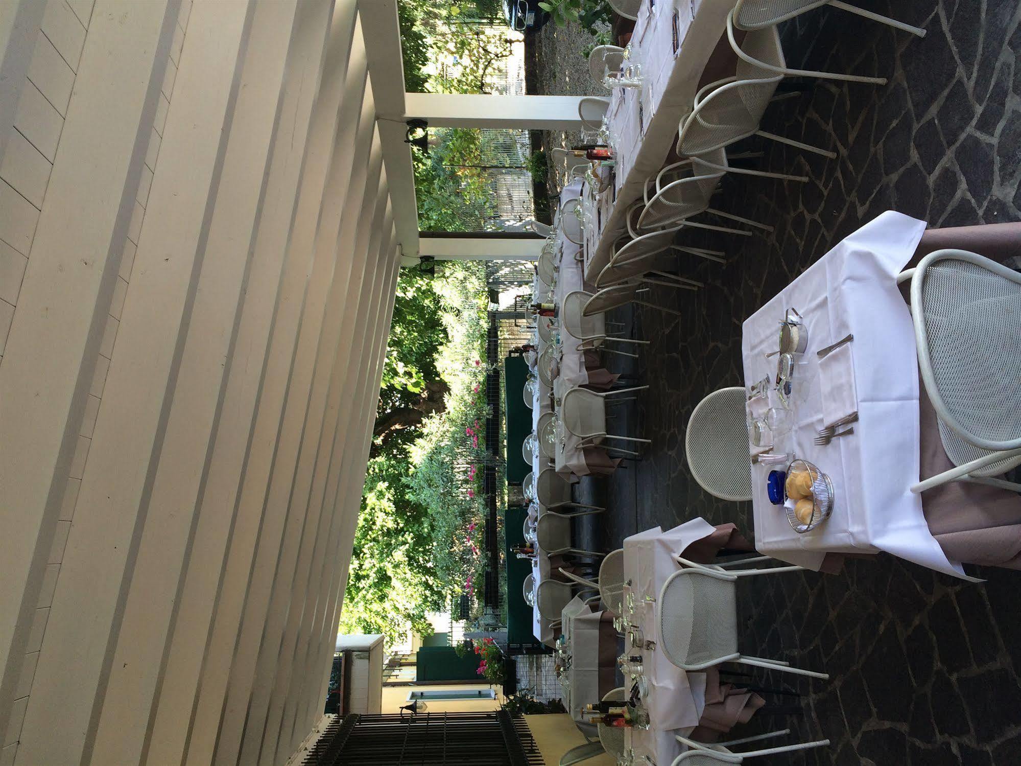 Guest house Mimosa